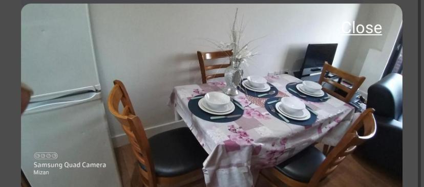 291 Barking Road Apartment ลอนดอน ภายนอก รูปภาพ